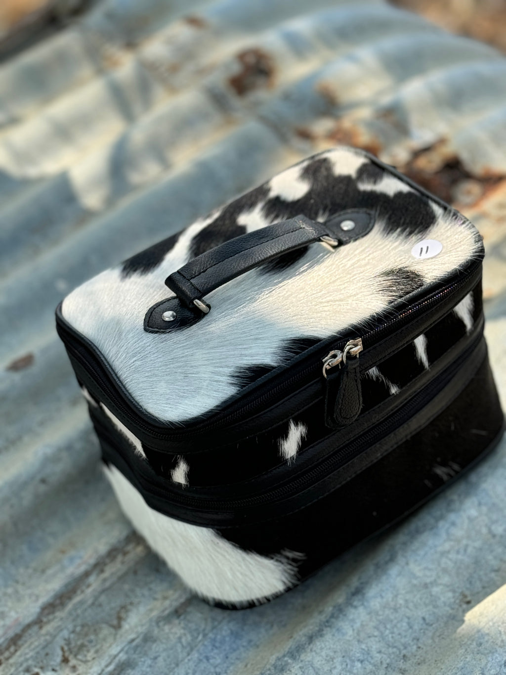 Cowhide Beauty Case #11 Black